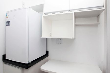 Cozinha de apartamento para alugar com 1 quarto, 43m² em Azenha, Porto Alegre