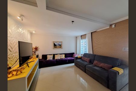 Casa de condomínio à venda com 160m², 3 quartos e 2 vagasSala