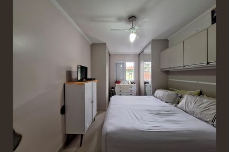 Casa de condomínio à venda com 160m², 3 quartos e 2 vagasQuarto 3