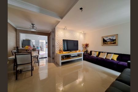 Sala de casa de condomínio à venda com 3 quartos, 160m² em Vila Pauliceia, São Paulo