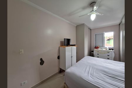 Casa de condomínio à venda com 160m², 3 quartos e 2 vagasQuarto 3