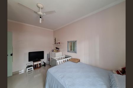 Casa de condomínio à venda com 160m², 3 quartos e 2 vagasQuarto 1