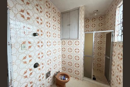 Casa à venda com 440m², 3 quartos e 1 vagaBanheiro 2