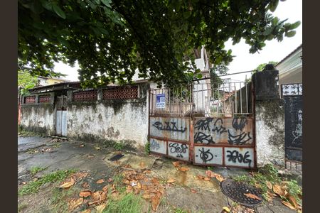 Casa à venda com 440m², 3 quartos e 1 vagaFachada + plaquinha