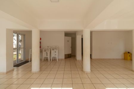 Apartamento para alugar com 50m², 2 quartos e sem vagaÁrea Comum - Salão de Festas