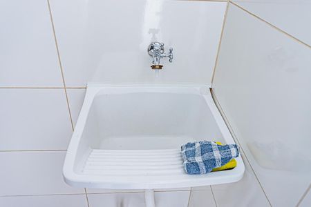 Casa para alugar com 38m², 1 quarto e 1 vagaÁrea de Serviço