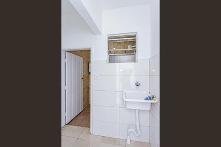 Casa para alugar com 38m², 1 quarto e 1 vagaÁrea de Serviço