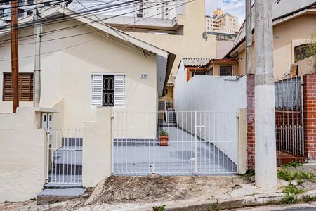 Casa para alugar com 38m², 1 quarto e 1 vagaFachada