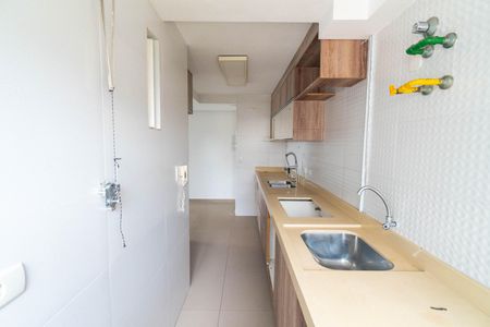 Apartamento para alugar com 88m², 3 quartos e 2 vagas Apartamento para alugar com 88m², 3 quartos e 2 vagasCozinha e Área de Serviço