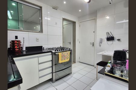 Apartamento para alugar com 273m², 3 quartos e 3 vagasCozinha 