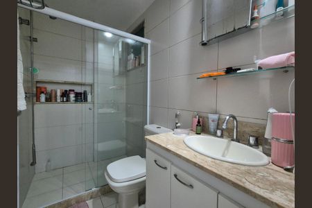 Apartamento para alugar com 273m², 3 quartos e 3 vagasBanheiro 