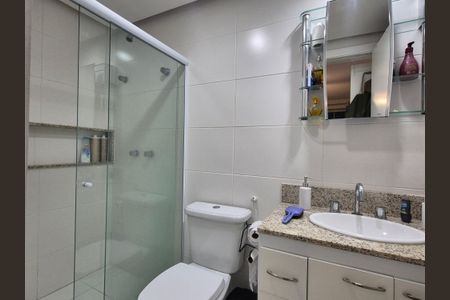 Apartamento para alugar com 273m², 3 quartos e 3 vagasBanheiro 
