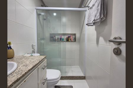 Apartamento para alugar com 273m², 3 quartos e 3 vagasBanheiro 
