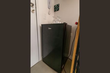 Detalhe da cozinha de apartamento para alugar com 1 quarto, 38m² em Santa Felicidade, Curitiba