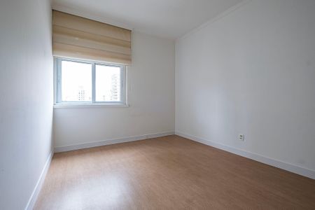 Apartamento para alugar com 126m², 3 quartos e 1 vaga Apartamento para alugar com 126m², 3 quartos e 1 vagaQuarto 3