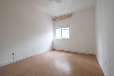 Apartamento para alugar com 126m², 3 quartos e 1 vaga Apartamento para alugar com 126m², 3 quartos e 1 vagaQuarto 2