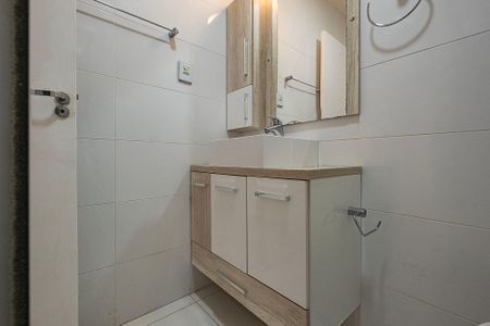 Apartamento para alugar com 126m², 3 quartos e 1 vaga Apartamento para alugar com 126m², 3 quartos e 1 vagaBanheiro Social