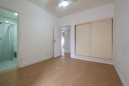 Suíte de apartamento para alugar com 3 quartos, 126m² em Jardim Paulista, São Paulo