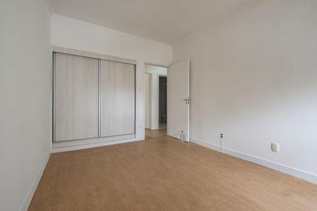 Apartamento para alugar com 126m², 3 quartos e 1 vaga Apartamento para alugar com 126m², 3 quartos e 1 vagaQuarto 2