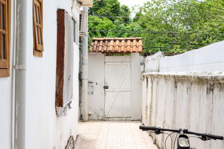 Casa para alugar com 23m², 2 quartos e 1 vaga Casa para alugar com 23m², 2 quartos e 1 vagaQuintal