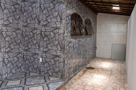 Casa para alugar com 23m², 2 quartos e 1 vaga Casa para alugar com 23m², 2 quartos e 1 vagaVaranda