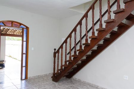 Casa para alugar com 23m², 2 quartos e 1 vaga Casa para alugar com 23m², 2 quartos e 1 vagaSala