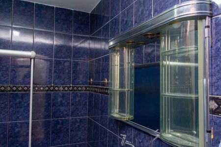 Casa para alugar com 23m², 2 quartos e 1 vaga Casa para alugar com 23m², 2 quartos e 1 vagaBanheiro 2