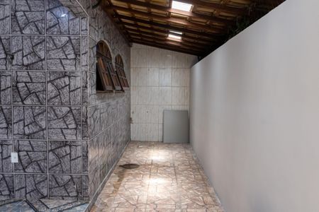 Casa para alugar com 23m², 2 quartos e 1 vaga