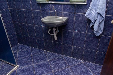 Casa para alugar com 23m², 2 quartos e 1 vaga Casa para alugar com 23m², 2 quartos e 1 vagaBanheiro 2