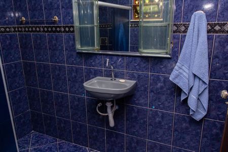 Casa para alugar com 23m², 2 quartos e 1 vaga Casa para alugar com 23m², 2 quartos e 1 vagaBanheiro 2