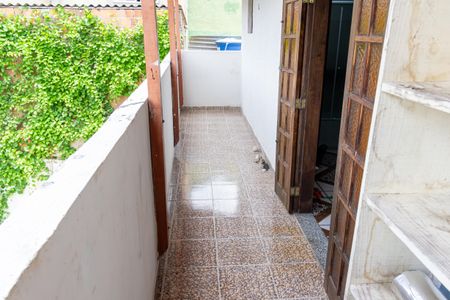 Casa para alugar com 23m², 2 quartos e 1 vaga Casa para alugar com 23m², 2 quartos e 1 vagaVaranda