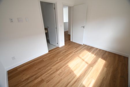 Casa de condomínio à venda com 155m², 3 quartos e 2 vagasQuarto Suíte 1