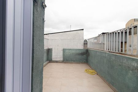 Casa à venda com 90m², 2 quartos e sem vagaCobertura