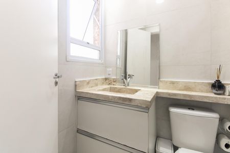Apartamento para alugar com 45m², 2 quartos e 1 vaga Apartamento para alugar com 45m², 2 quartos e 1 vagaBanheiro