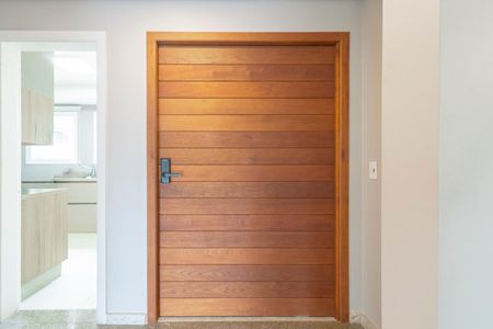 Apartamento à venda com 226m², 3 quartos e 4 vagasEntrada