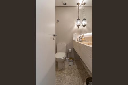 Apartamento à venda com 226m², 3 quartos e 4 vagasLavabo