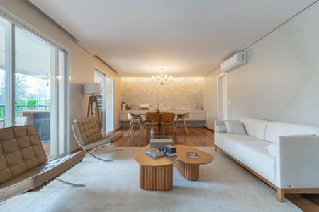 Apartamento à venda com 226m², 3 quartos e 4 vagasSala