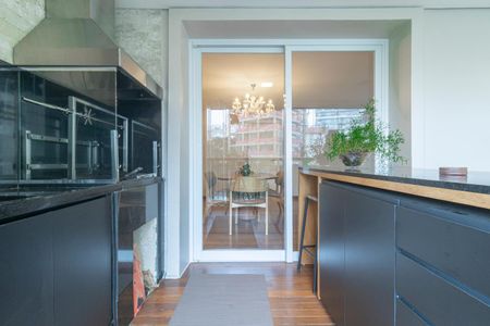 Apartamento à venda com 226m², 3 quartos e 4 vagasVaranda gourmet