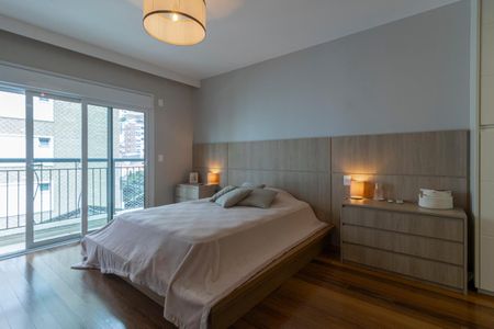 Apartamento à venda com 226m², 3 quartos e 4 vagasQuarto Suíte 2