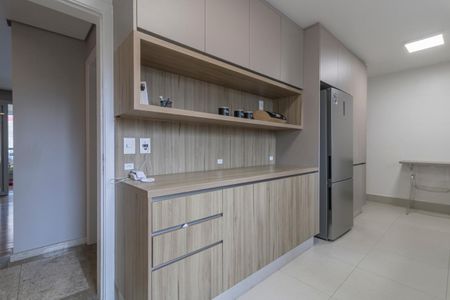 Apartamento à venda com 226m², 3 quartos e 4 vagasCozinha