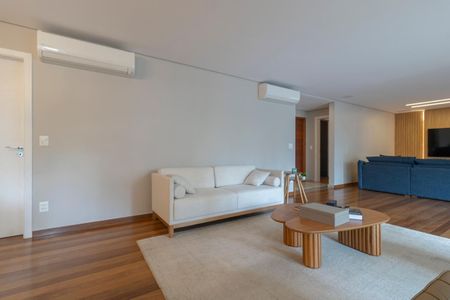 Apartamento à venda com 226m², 3 quartos e 4 vagasSala