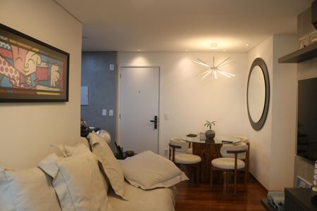 Sala de apartamento para alugar com 2 quartos, 66m² em Várzea da Barra Funda, São Paulo