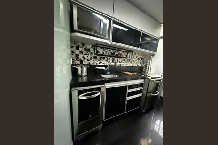 Apartamento à venda com 85m², 3 quartos e 2 vagasCozinha