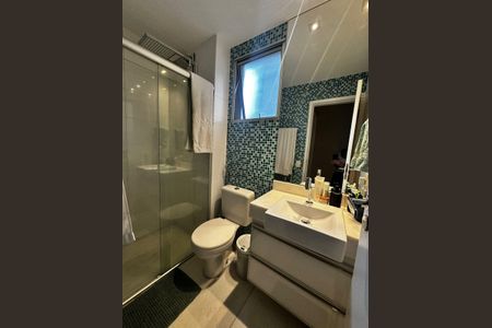 Banheiro  de apartamento à venda com 3 quartos, 85m² em Estrela Dalva, Belo Horizonte