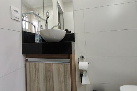 Casa à venda com 98m², 3 quartos e 3 vagasBanheiro Social