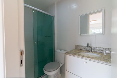 Apartamento à venda com 74m², 2 quartos e 1 vaga Apartamento à venda com 74m², 2 quartos e 1 vagaBanheiro
