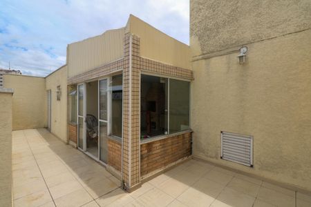 Apartamento à venda com 135m², 2 quartos e 2 vagasTerraço