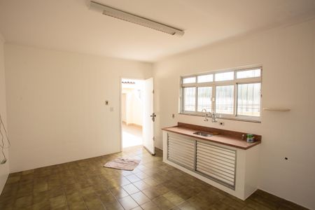 Casa para alugar com 127m², 3 quartos e 2 vagasCOZINHA