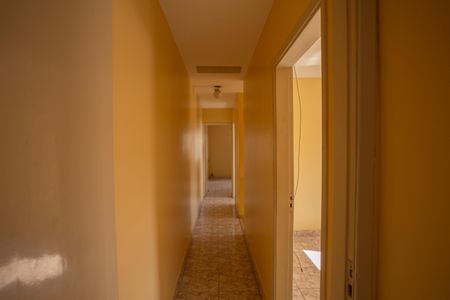 Casa para alugar com 127m², 3 quartos e 2 vagasCORREDOR