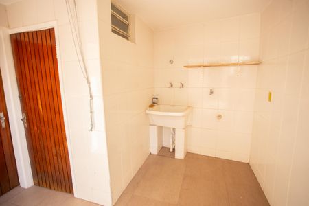 Casa para alugar com 127m², 3 quartos e 2 vagasQUINTAL E ÁREA DE SERVIÇO